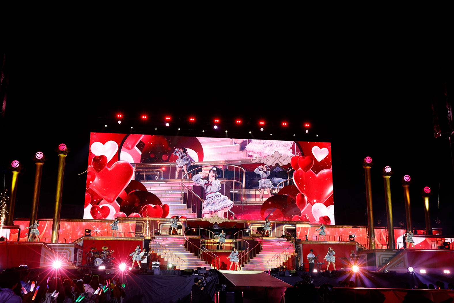 ＝LOVE（提供写真）