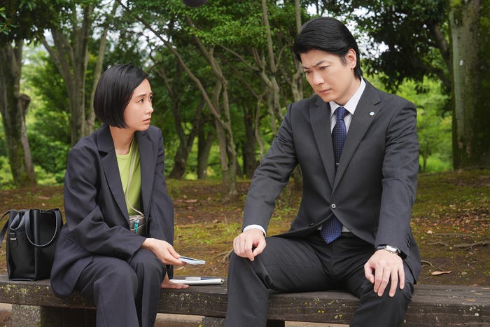 水川あさみ、玉山鉄二「笑うマトリョーシカ」第4話より(C)TBS