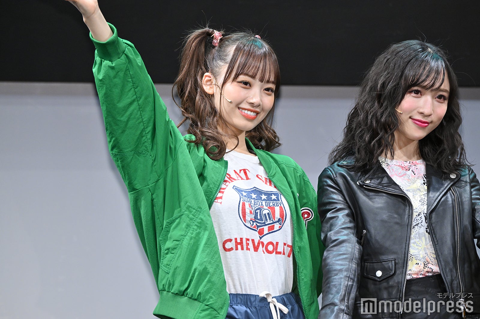 濱岸ひより、小栗有以（C）モデルプレス