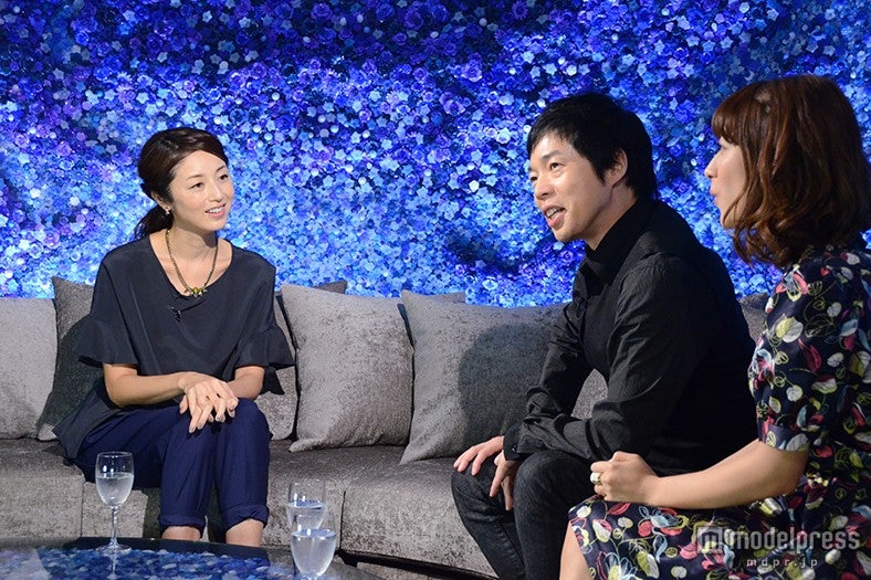 （写真左）高岡早紀