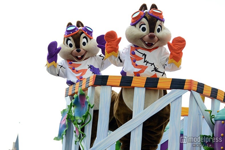 パレード「ハッピーハロウィーンハーベスト」