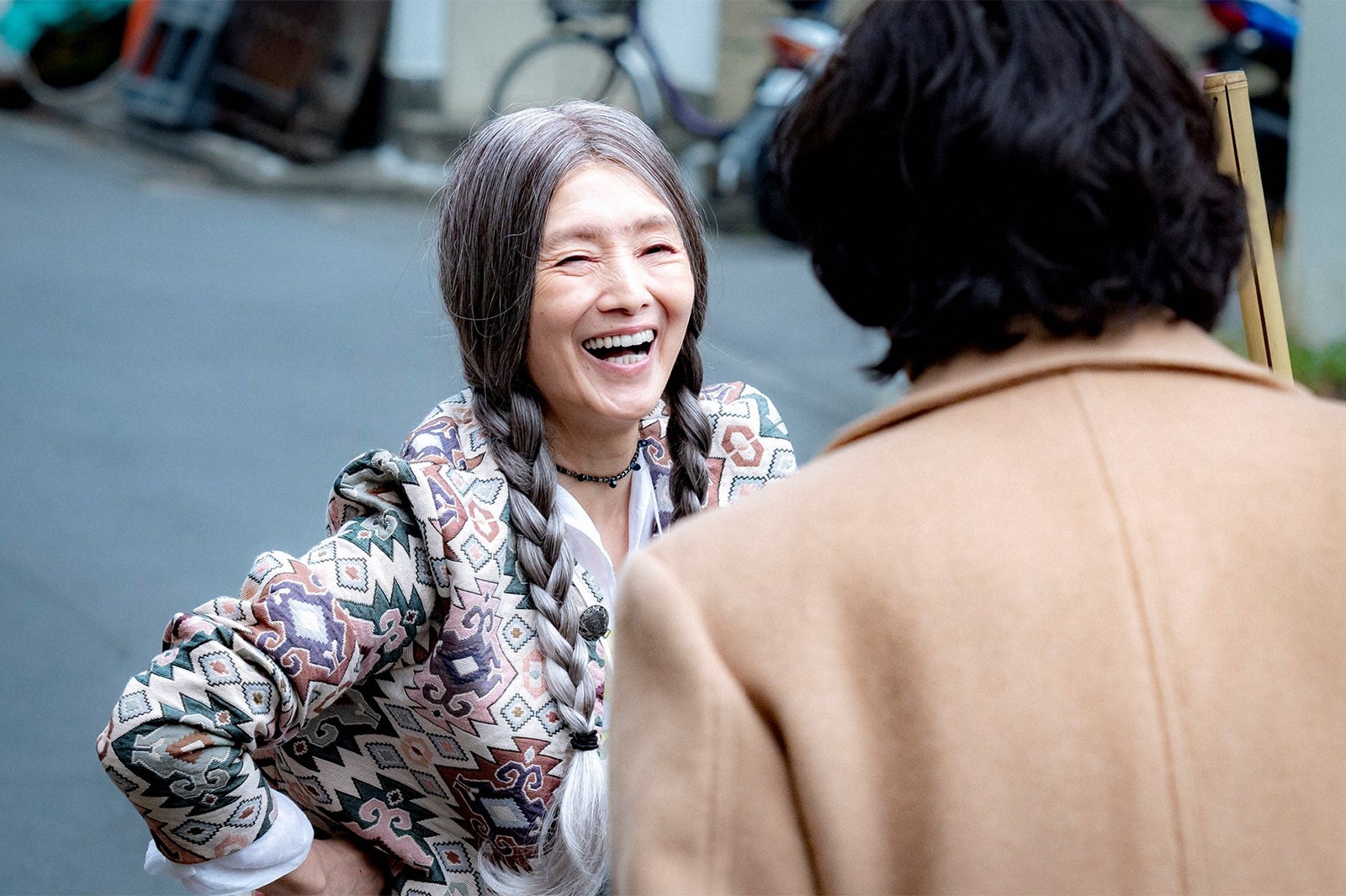 夏木マリ／「夕暮れに、手をつなぐ」第4話より（C）TBS