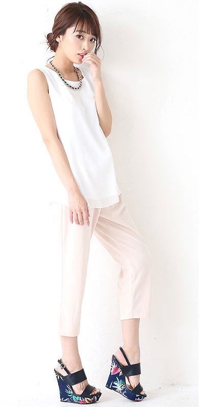 ダブルストラップウェッジサンダルシューズ「神戸レタス」2790円（税込）