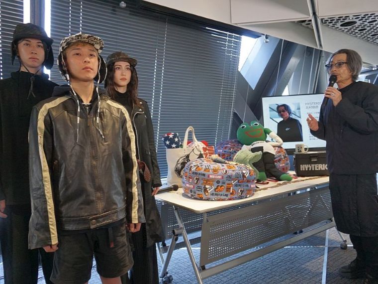 国際ファッション専門職大学と産総研 〝音の出る布〟で試作重ねる