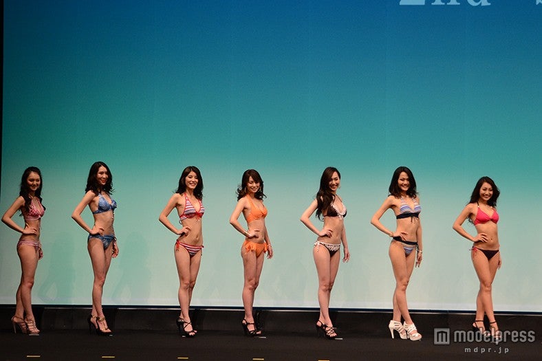 「2014ミス・アース・ジャパン日本大会」水着審査