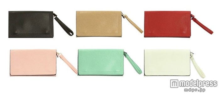 2wayシンプルクラッチバッグ「Pierrot」2,549円(税込)