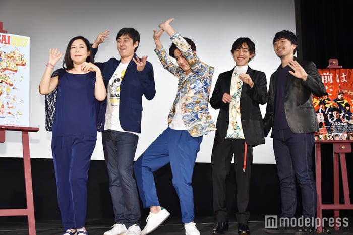 舞台あいさつの模様 (C)モデルプレス