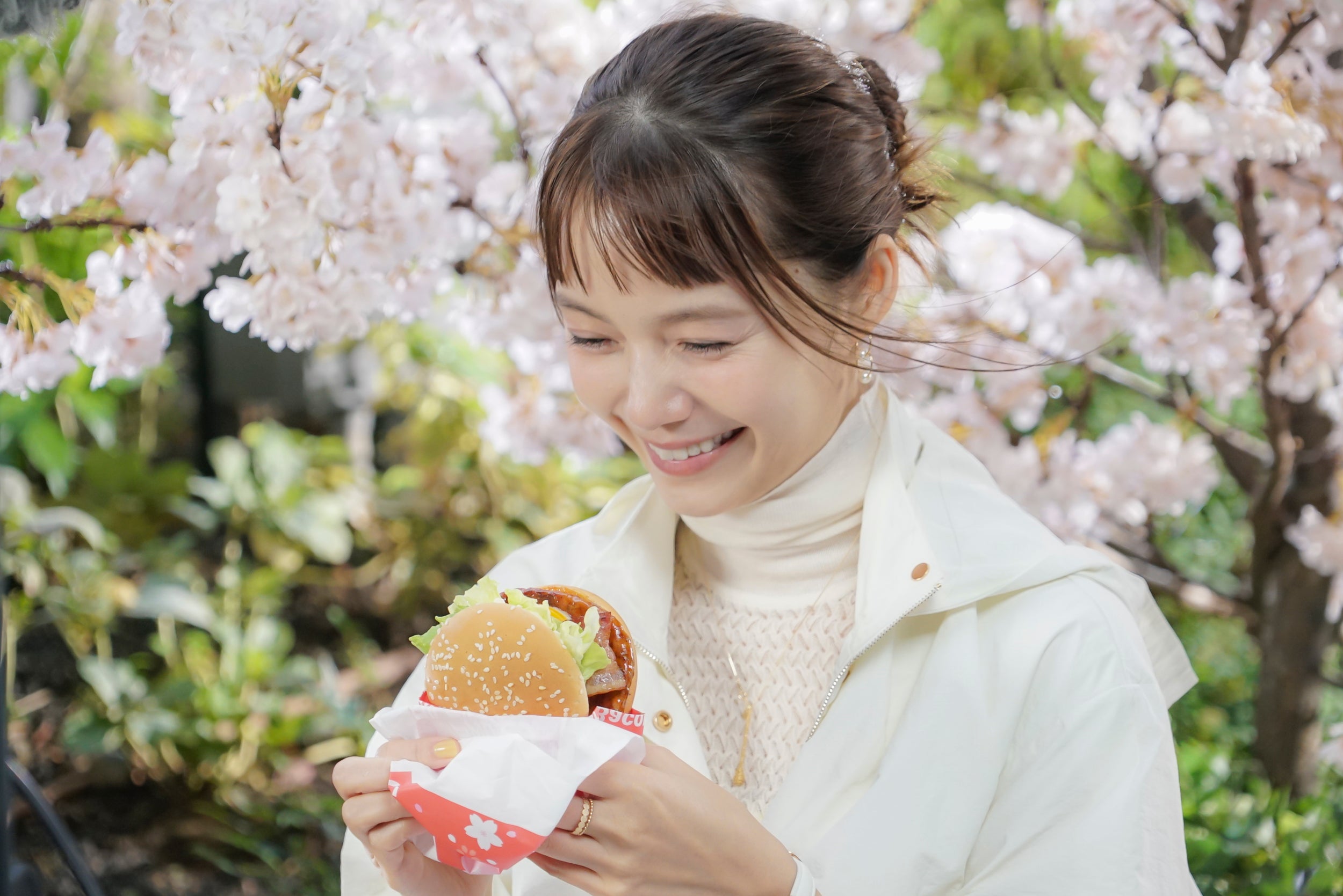 宮崎あおい／マクドナルド新TVCM「瀬戸内レモンタルタルベーコンてりたま」メイキング（提供写真）