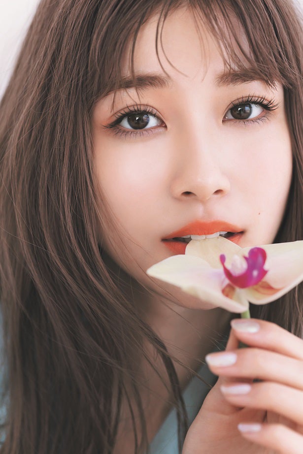 生見愛瑠「CanCam」専属モデル加入で“大人めるる”に 愛される理由深堀り