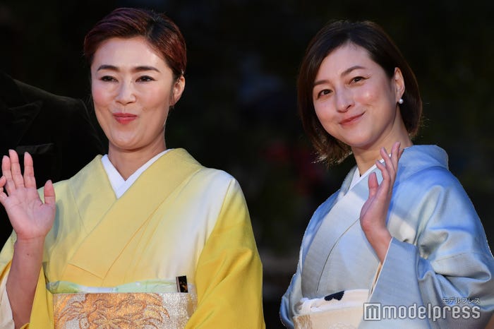 寺島しのぶ、広末涼子(C)モデルプレス