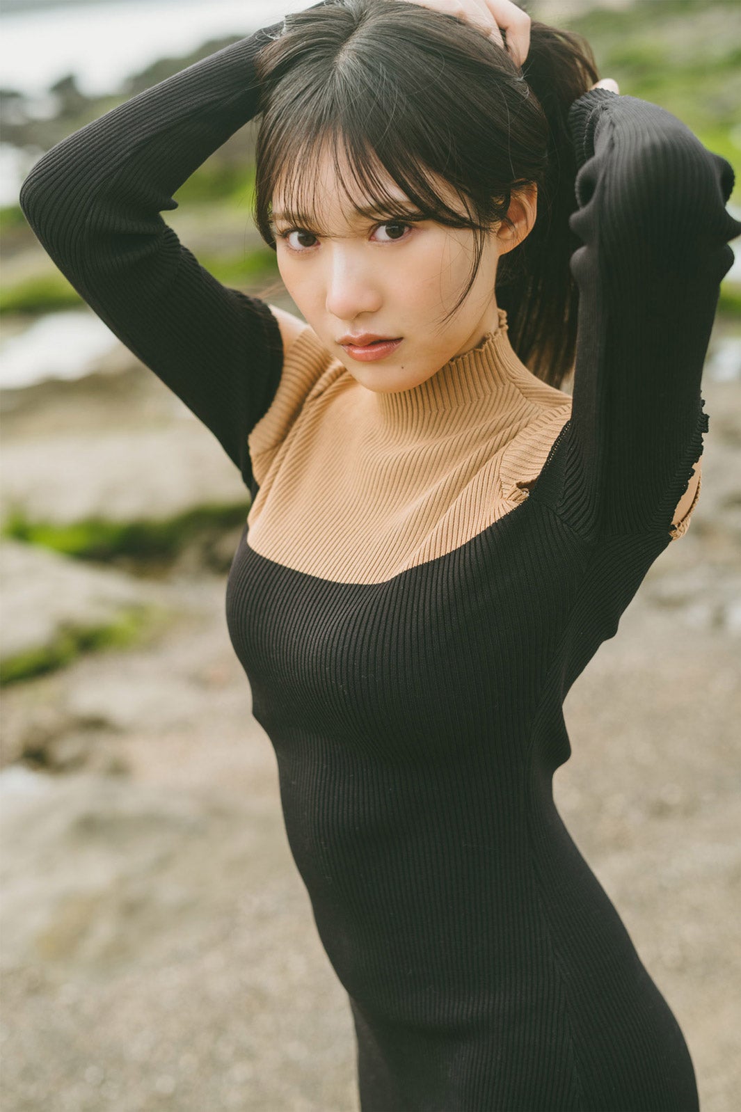 横野すみれ、大胆美ヒップに釘付け “ふわふわもっちり”ボディで悩殺