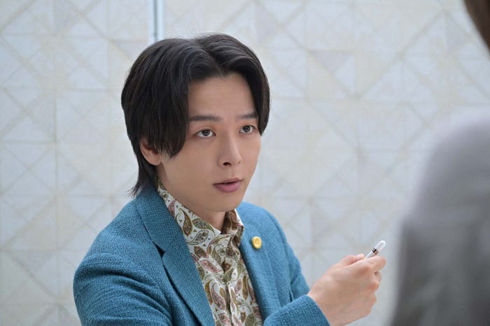 中村倫也「石子と羽男―そんなコトで訴えます?―」第2話より(C)TBS