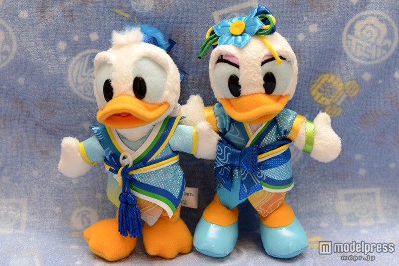 ぬいぐるみバッジ（ドナルド、デイジー）　各￥1600