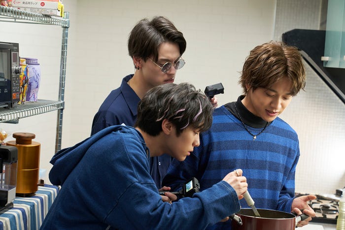 山下幸輝、松本大輝、井上想良「ガチ恋粘着獣」第4話より(C)ABC