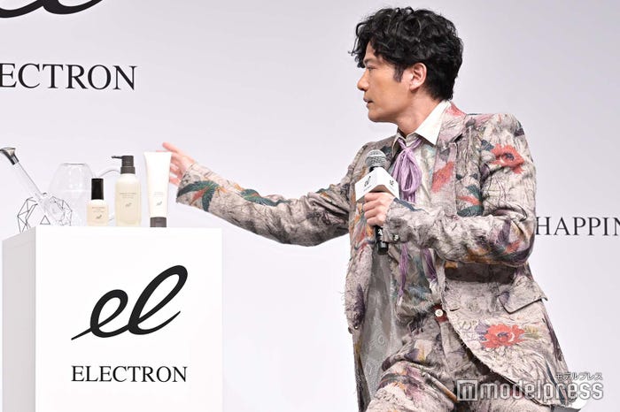 稲垣吾郎(C)モデルプレス