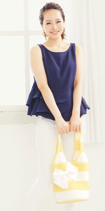 BIGリボン付き軽量ボーダー柄ストローバッグ「神戸レタス」1990円（税込）