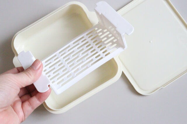 ダイソーのフレンチトーストメーカーのセット内容