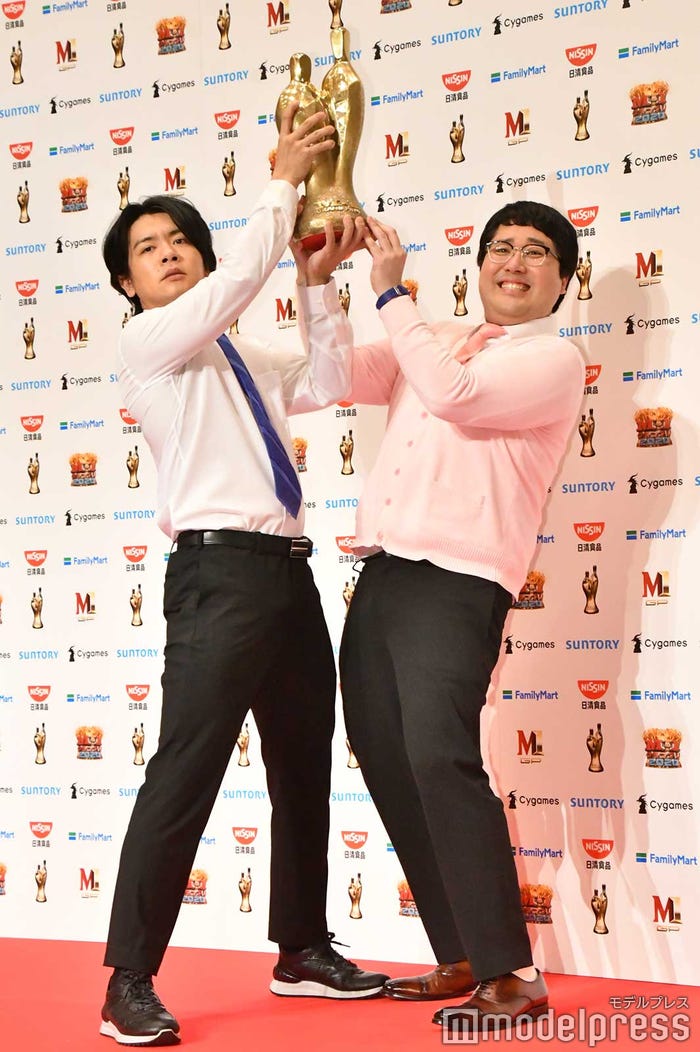 マヂカルラブリー(野田クリスタル、村上)(C)モデルプレス