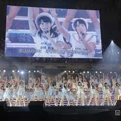 AKB48グループ研修生103名が圧巻のパフォーマンス/(C)AKS
