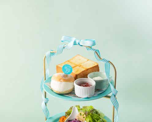生クリーム専門店ミルクベーカリー原宿「ごちそうベーカリータワー」3段スタンドにパンや食事をON