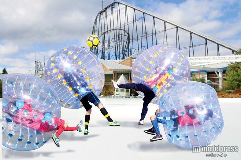 バブルサッカー／画像提供：富士急行