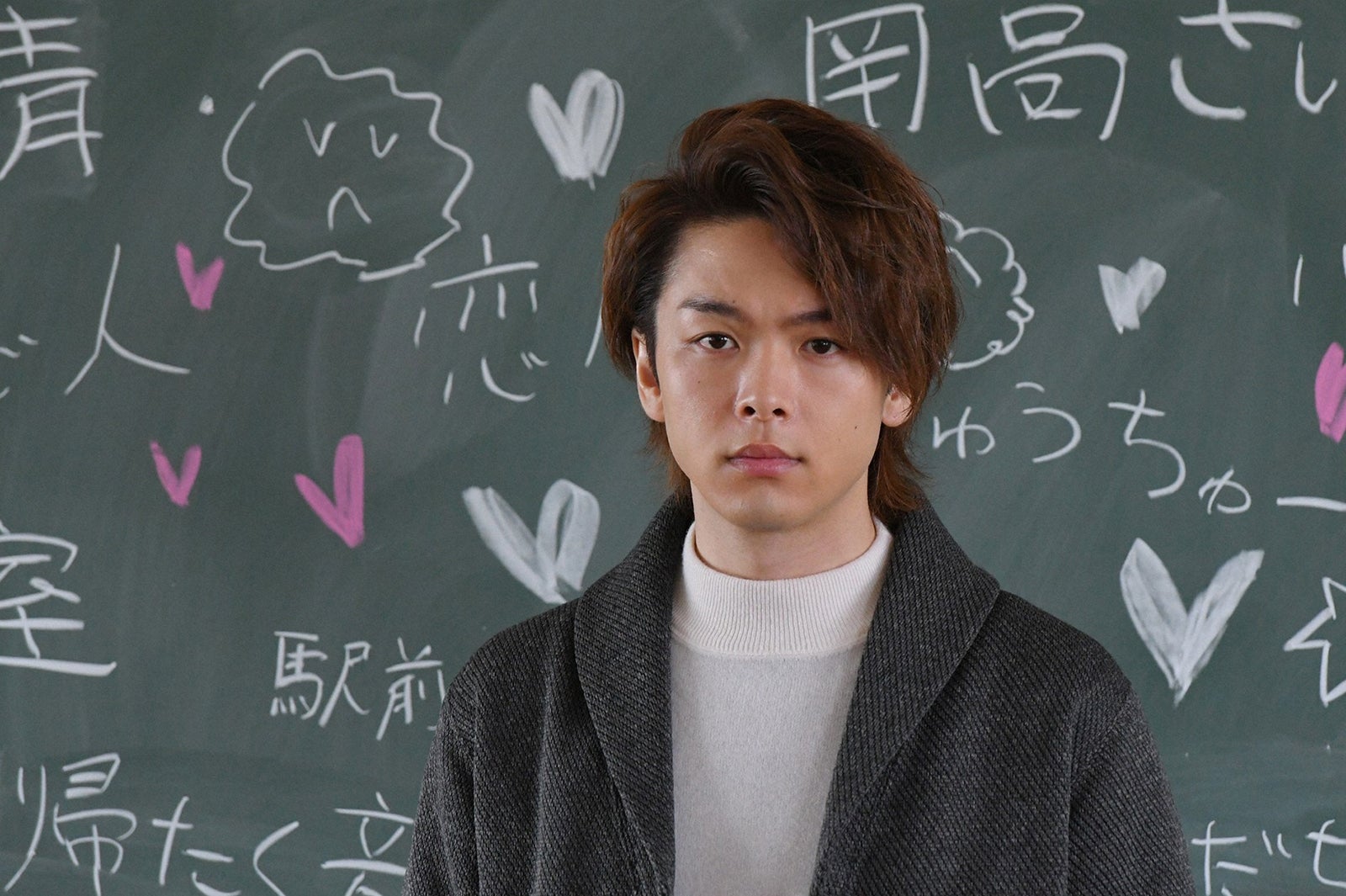 中村倫也／「初めて恋をした日に読む話」第2話より（C）TBS