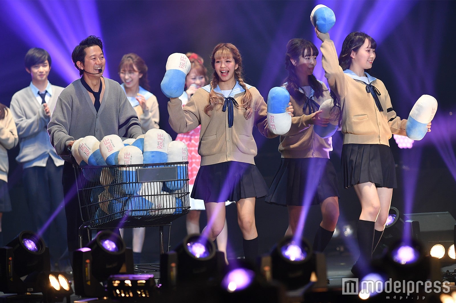 （C）モデルプレス