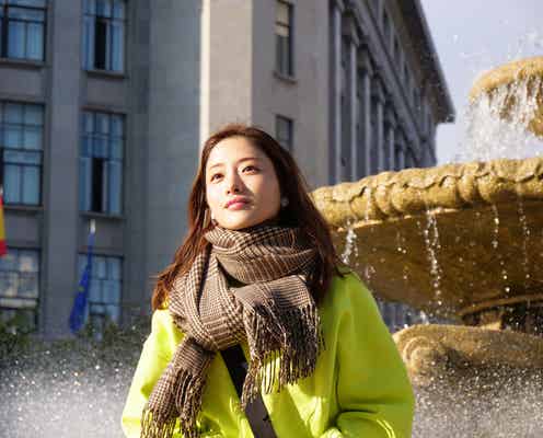 石原さとみ、“すっぴん旅”で感激 スーツケースの中身公開から10年後の姿まで…素顔に迫る
