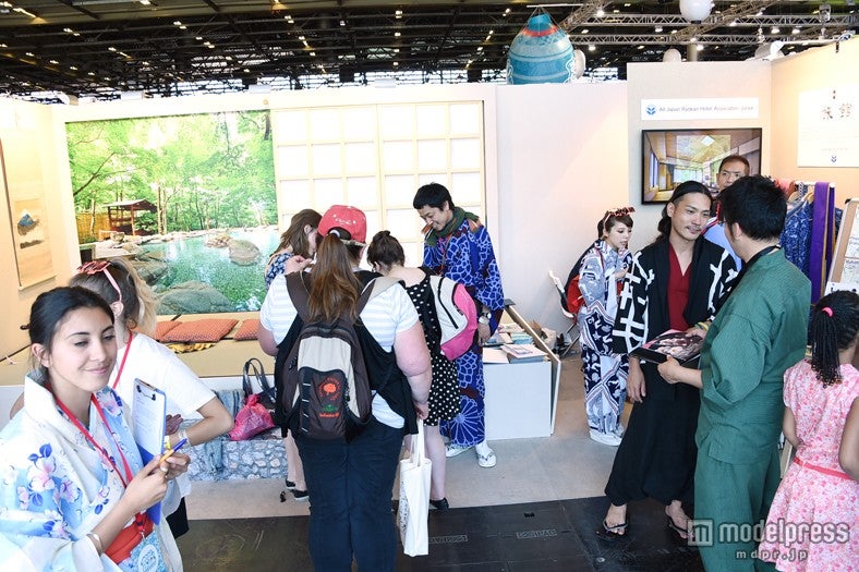 「全旅連」ブース