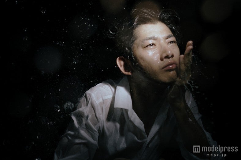 「ウーノ」の新CM「洗顔、なめんじゃねーぞ。」編／瑛太