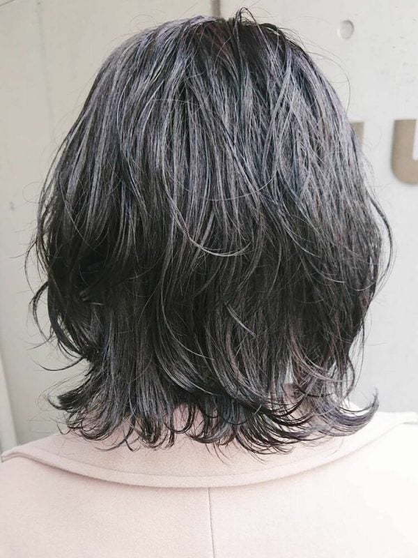 21最旬 ウルフパーマ特集 大人可愛いトレンドヘアのレングス別カタログ モデルプレス