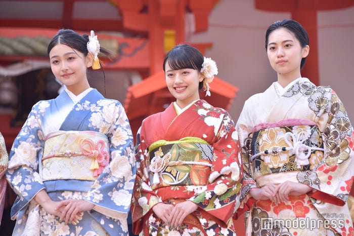 花音、上坂樹里、平美乃理(C)モデルプレス