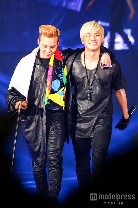 BIGBANG・G-DRAGON、足首負傷で演出大幅変更　スペシャルゲストも後押し