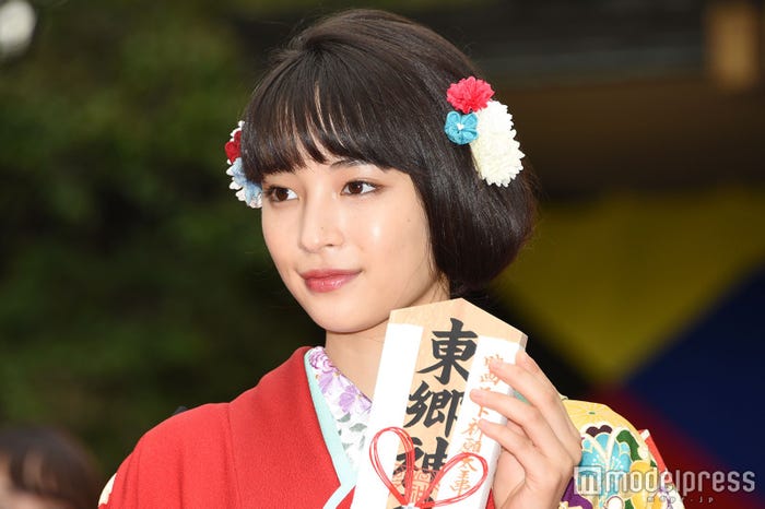 広瀬すず(ヘアアレンジ) (C)モデルプレス