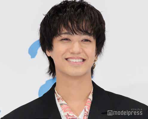 高橋海人、“キンプリファン”の共演者明かす 舞台裏での行動に笑顔「自分たちの曲を踊っていて」【君の顔では泣けない】