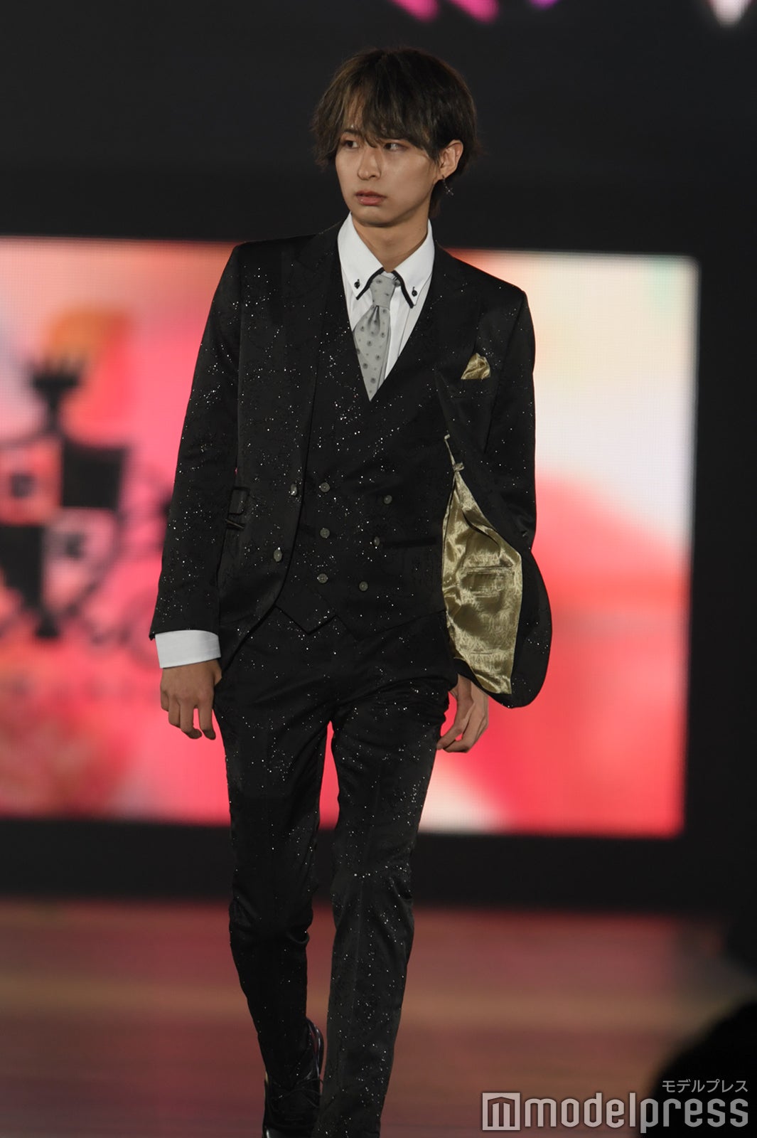 （C）モデルプレス