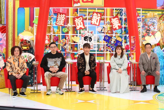 (左から)よじょう、奥田修二、藤本敏史、菊地亜美、梅沢富美男 (C)カンテレ