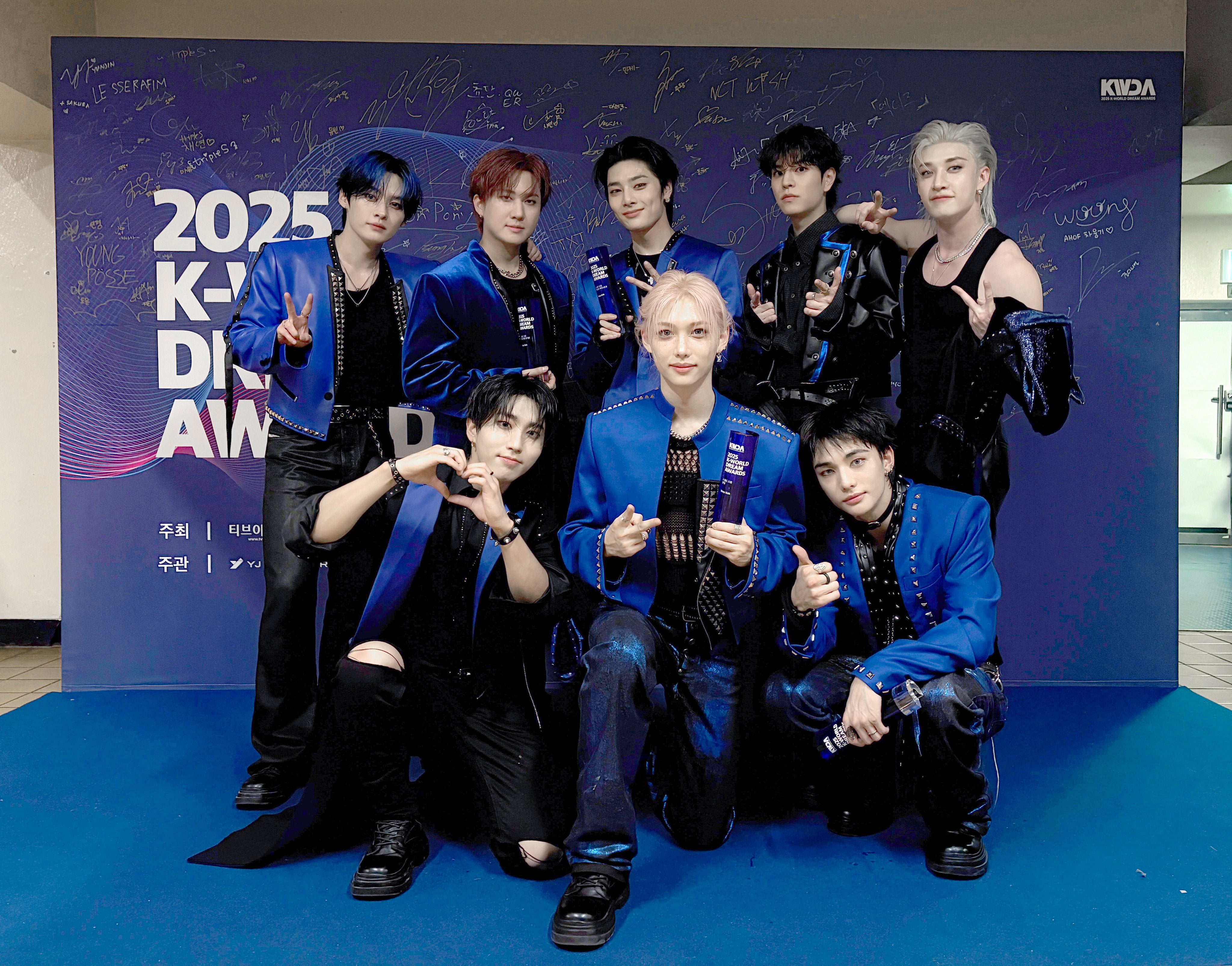 Stray Kids公式Xより