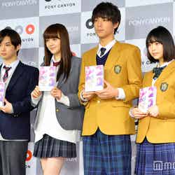 （左から）千葉雄大、松井愛莉、中川大志、森川葵（C）モデルプレス