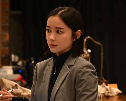 「アンチヒーロー」紫ノ宮(堀田真由)の父親判明 “相関図不在”大物俳優のサプライズ登場・第2話伏線回収にネットざわつく「点と点が繋がった」「強すぎる」