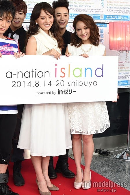 「CanCam」舞川あいく、chayが開幕宣言　女性誌7誌コラボ「a-nation」×「GirlsAward」ファッションショー