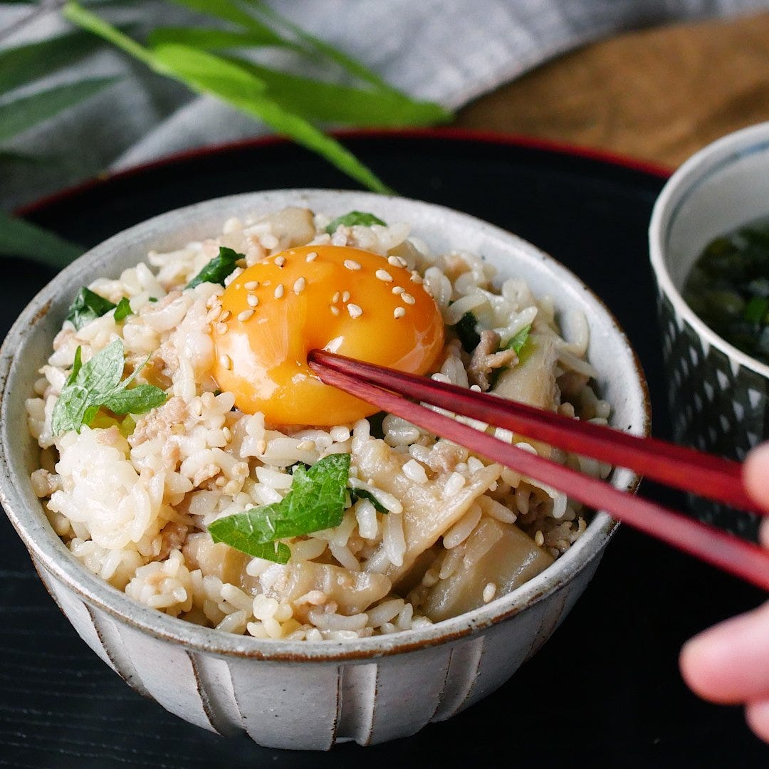レンジでパパっと。甘辛鶏しそ混ぜごはん