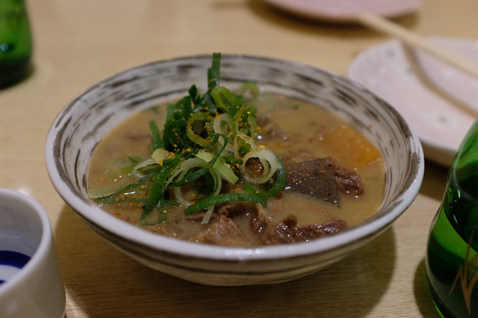 夜の京都でしっぽり一杯／画像提供：東海旅客鉄道株式会社