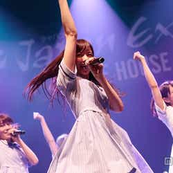 モデルプレス - 乃木坂46、初海外ライブでパリ熱狂 フランス語で挨拶<セットリスト>