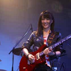 山本彩/シリーズ第3弾「AKB 1/153 恋愛総選挙」より(C)AKS 2012 (C)2012 NBGI