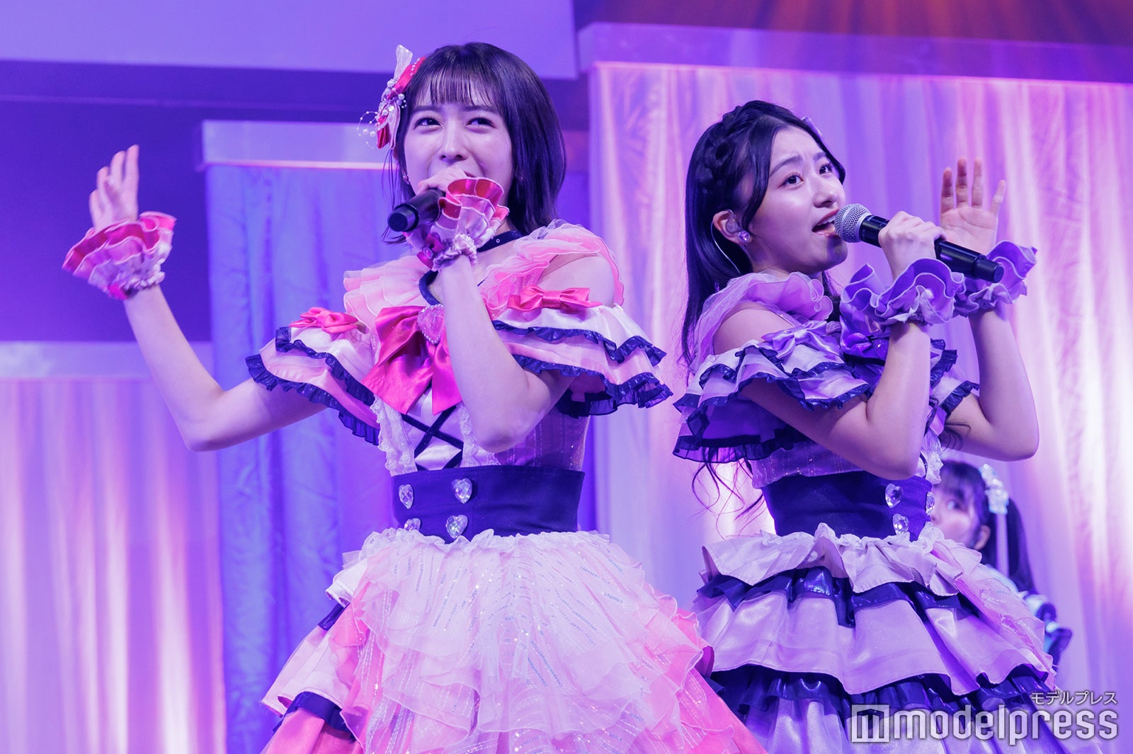 小泉遥香、杏ジュリア（C）モデルプレス