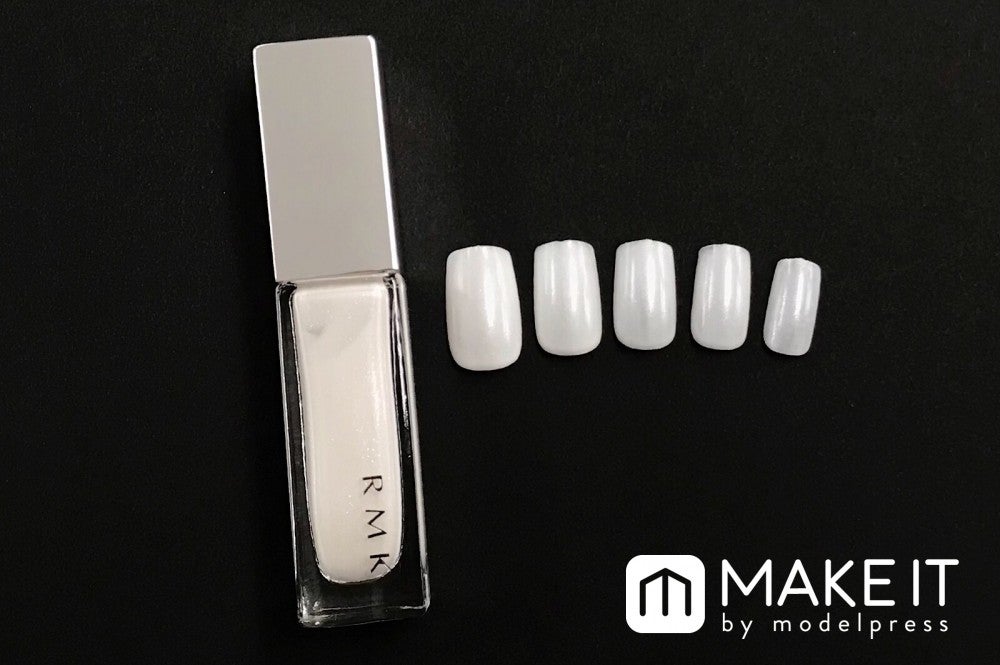 RMK／ネイルポリッシュ／EX-21 ホワイトミーティア／1,500円（税抜） (C)メイクイット