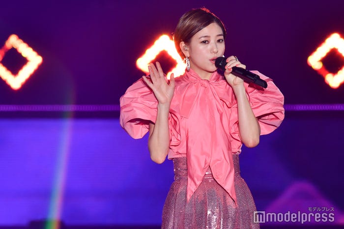 伊藤千晃 (C)モデルプレス