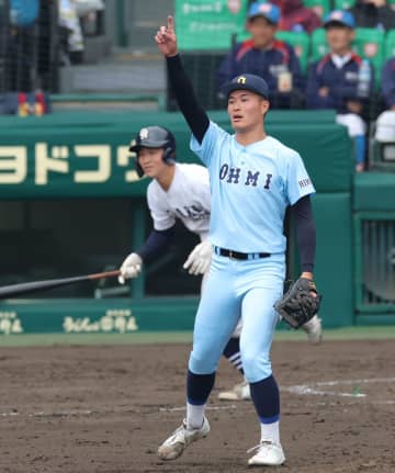 近江が延長戦で力尽き涙の初戦敗退 八回の先制機でタッチアウト響く プロ注目のエース・上田が129球の熱投も力尽きる