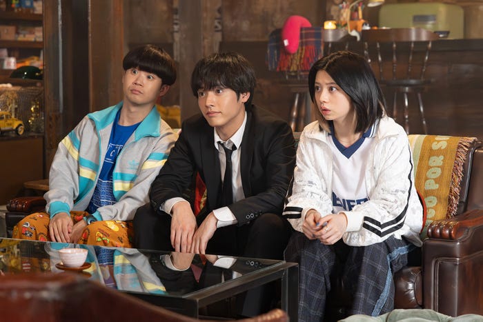 矢本悠馬、赤楚衛二、桜田ひより「相続探偵」第4話(C)日本テレビ